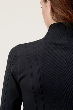 Hot Born Living Fleece India Black