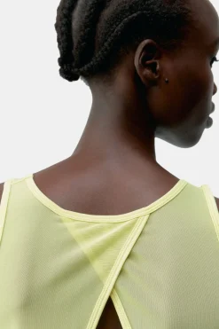 Top Daila-Born Living Hot