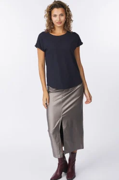 Pamila-B.Young Discount