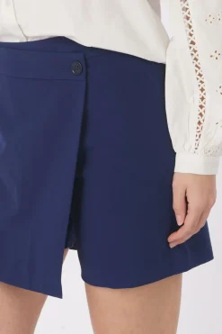 Discount B.Young Short Danta Marshmallow