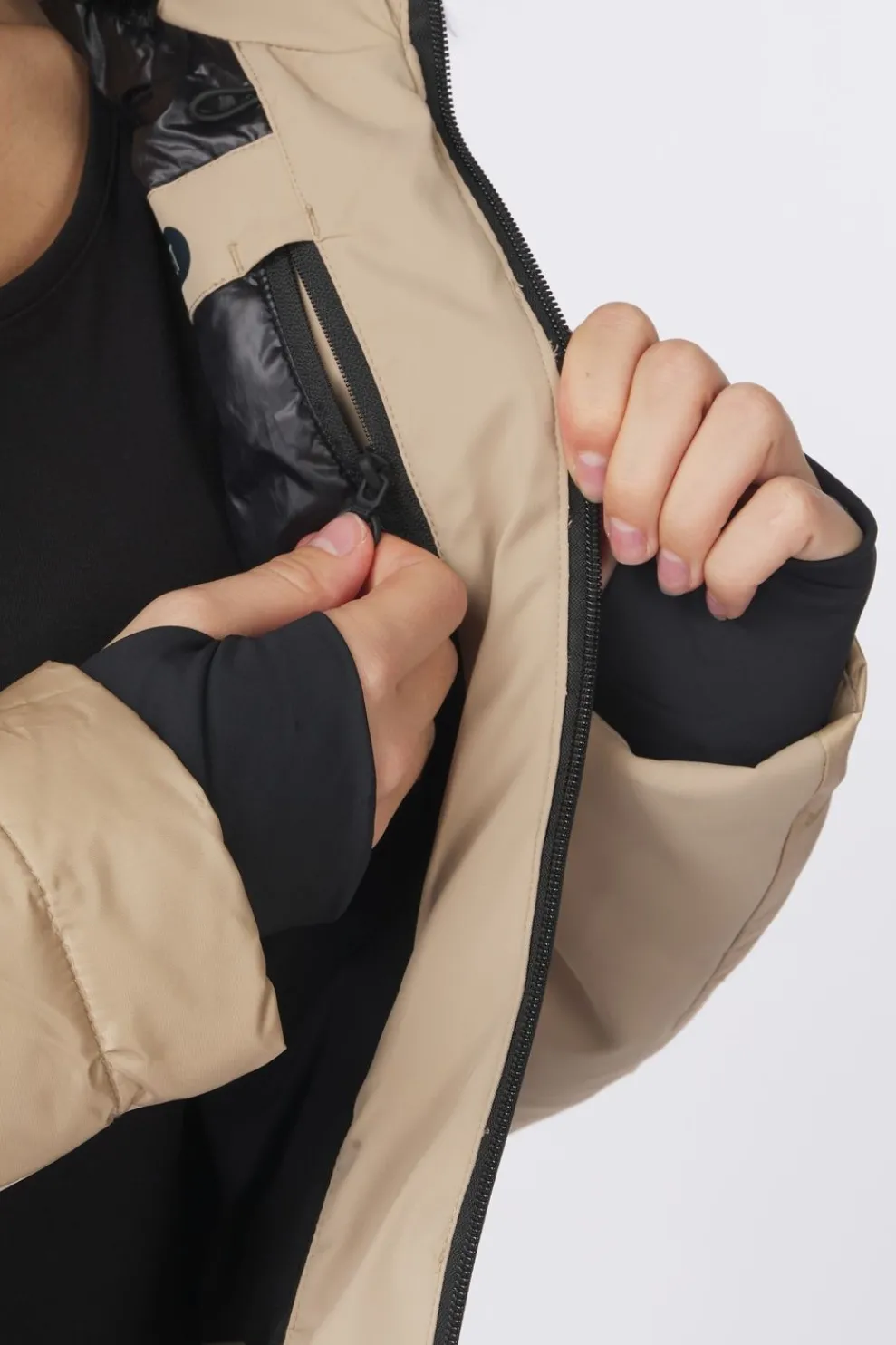 Ski-Jas Woman Ski Jacket With Belt And Fur-CMP Fashion