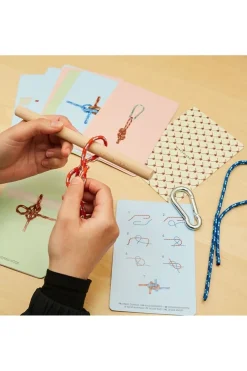 Online Kikkerland Speelgoed Knot Game mid red/mid blue