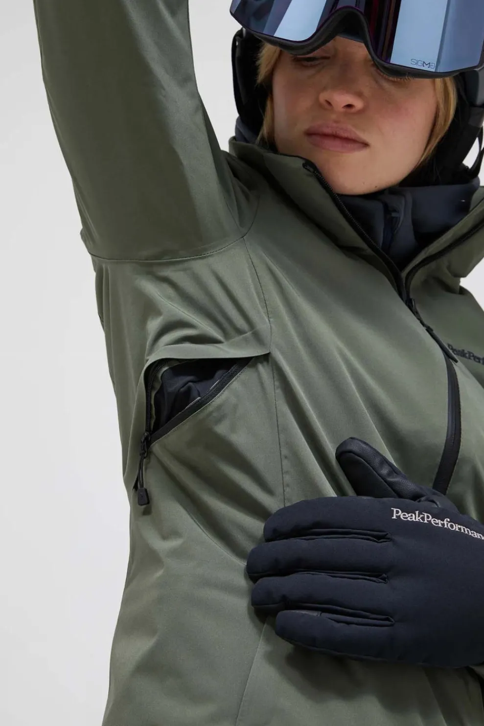 Online Peak Performance Ski-Jas W Anima Jacket Pine Needle