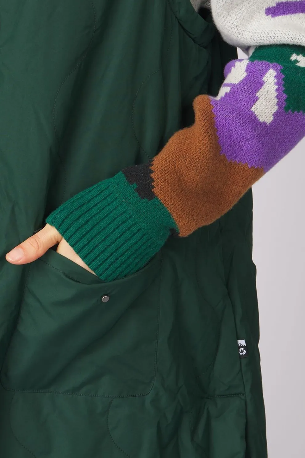 Jas Endya-Picture Organic Clothing Fashion