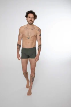 Carst-Protest Outlet