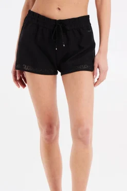 Short Tenerife-Protest New