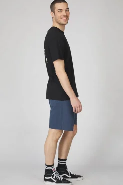 Clearance Revolution Short 4054