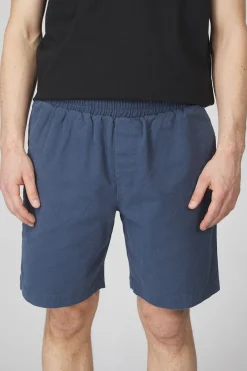 Clearance Revolution Short 4054