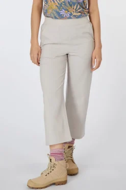 Sale Sherpa Broek Sajilo Capri Goa Sand