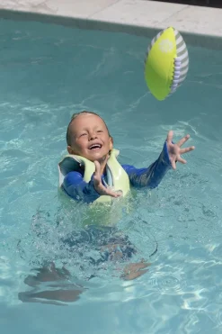 Clearance Sunnylife Speelgoed Neoprene Football Tides Out Citrus light yellow/light green