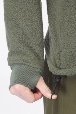 New Topo Designs Fleece Mountain Crew Beetle