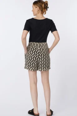 Sale Vila Short Lupina Black
