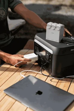 Discount Xtorm Oplader Portable Power Station 600W Midnight Black